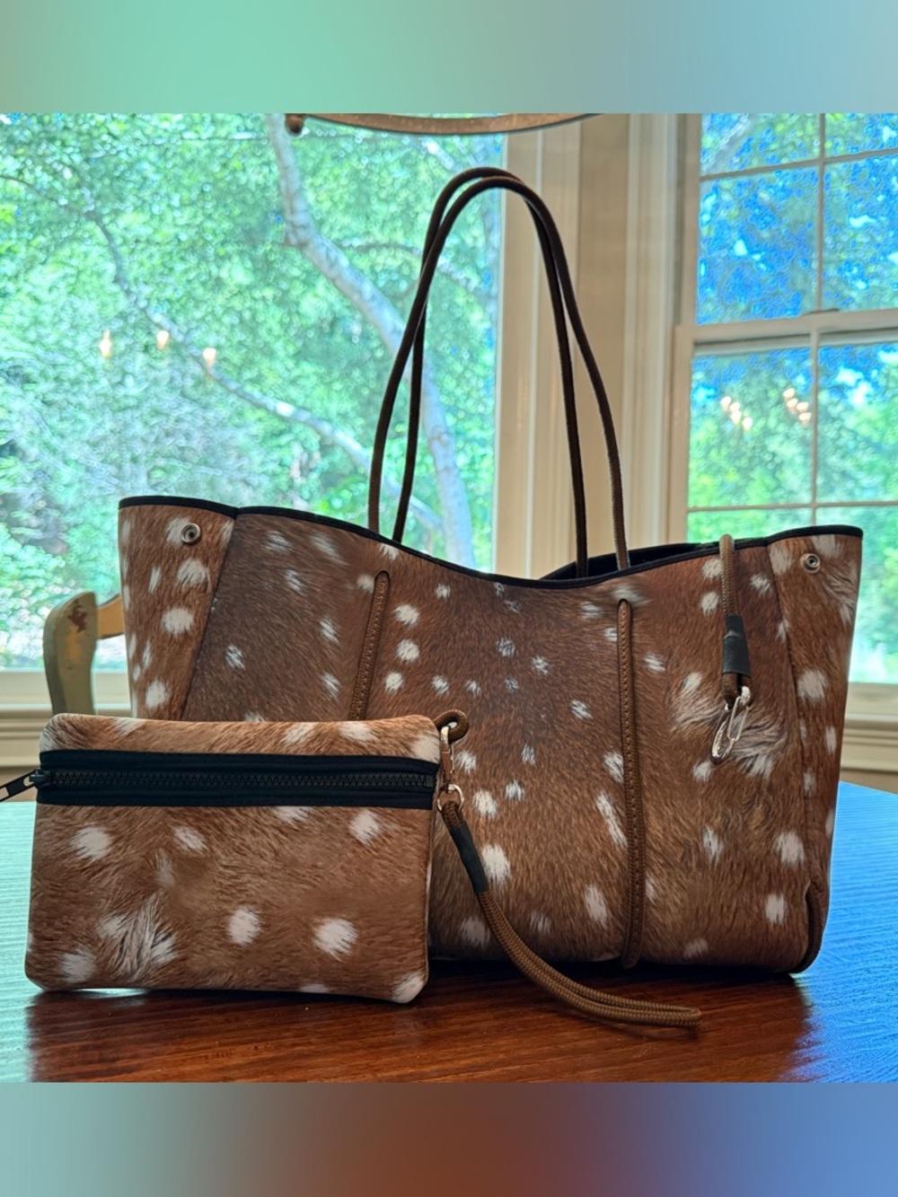 HAUTE SHORE Greyson Range Neoprene Tote in Chestnut Axis Print